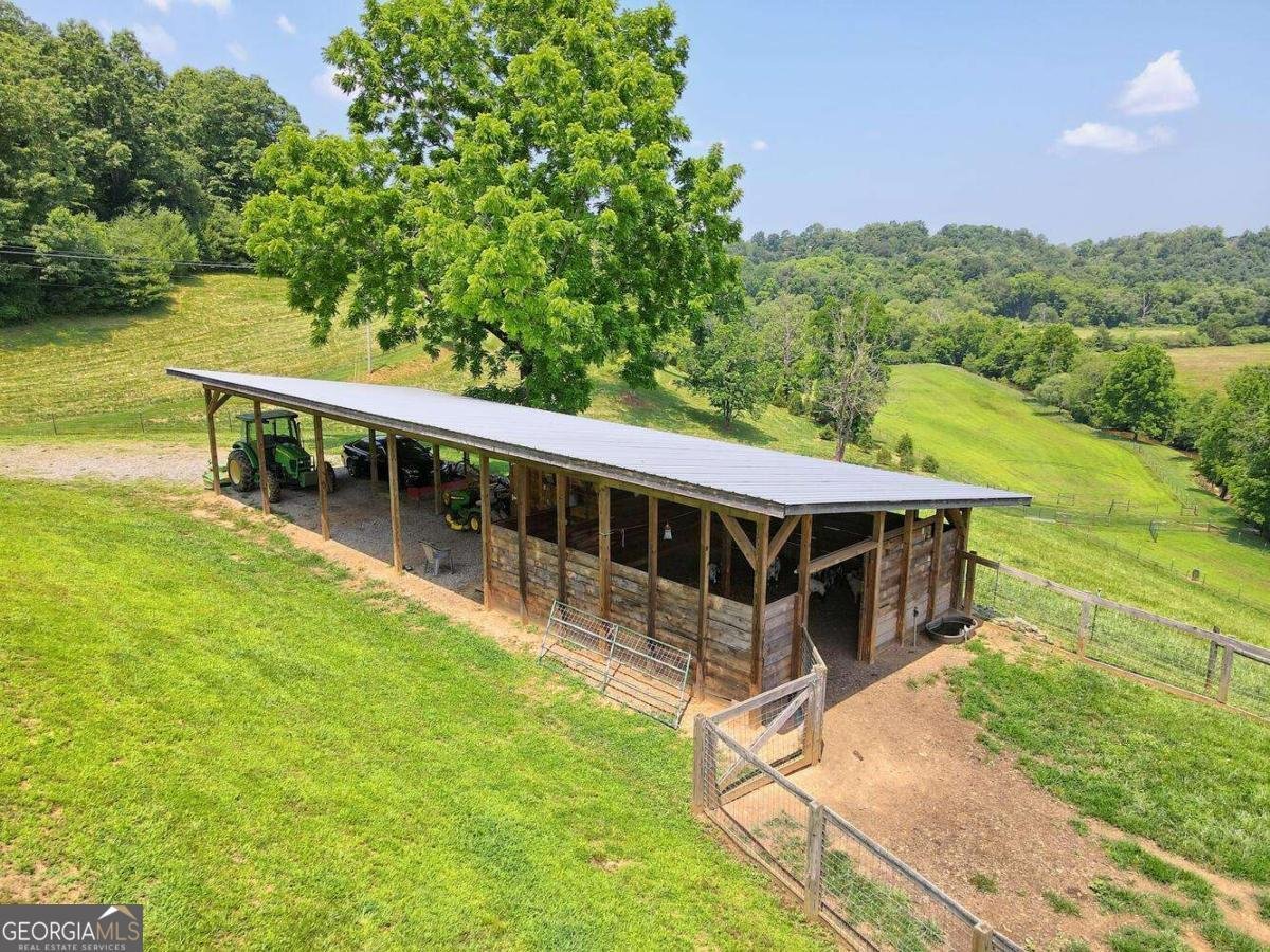 392 Hwy 66 Young Harris - 85