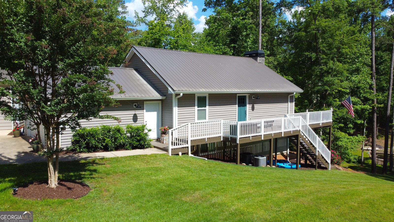 653 Cardinal Drive Monticello - 32