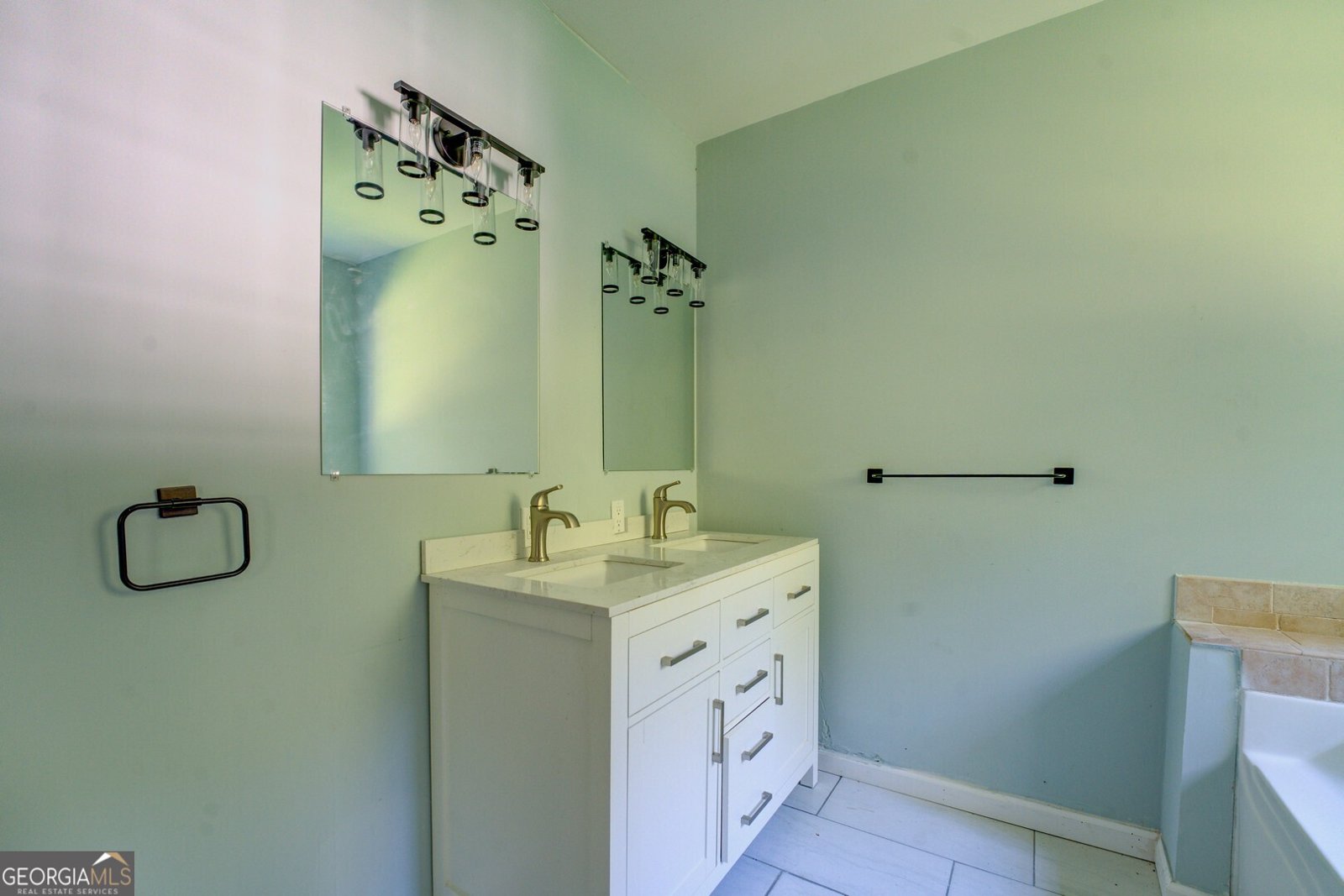 215 Elliott Road McDonough - 1