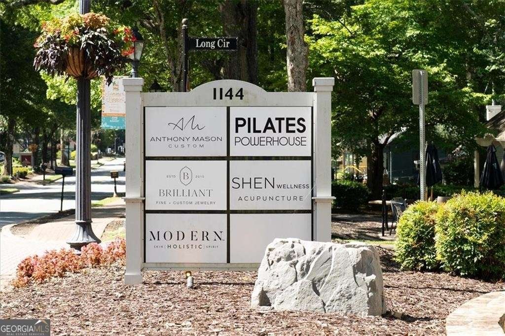 1195 Minhinette Drive Roswell - 55