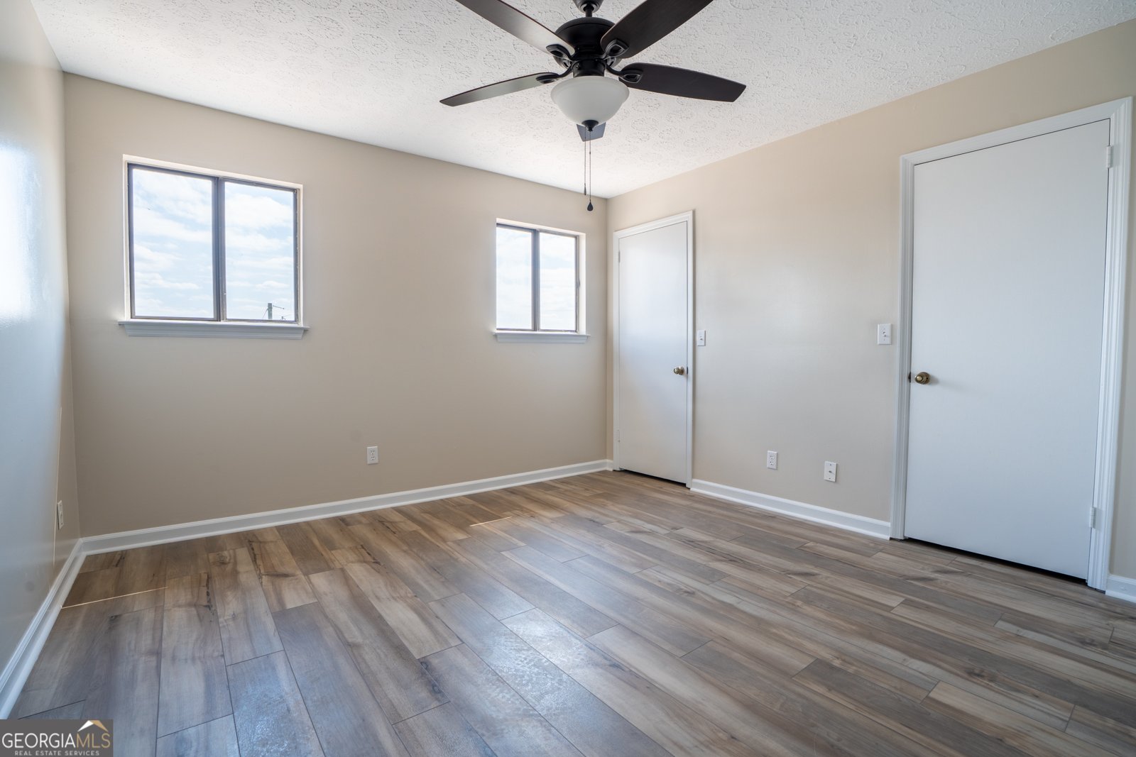 907 SIERRA Place Dalton - 12