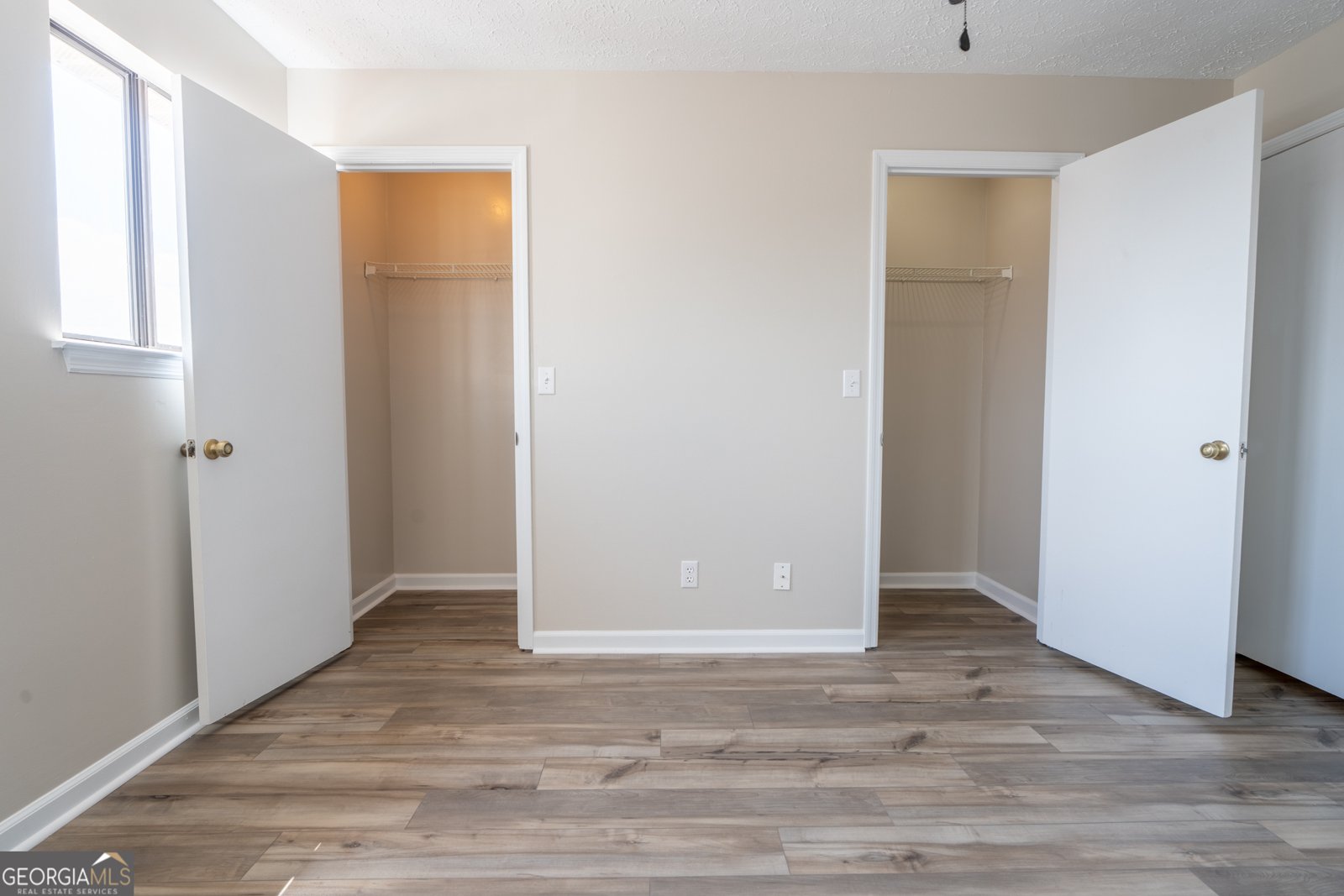 907 SIERRA Place Dalton - 13