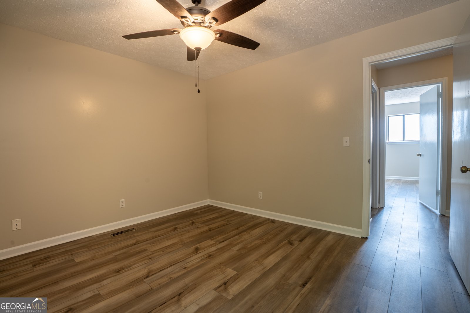 907 SIERRA Place Dalton - 19