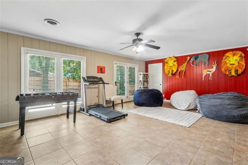 2585 FLEMINGTON Road Atlanta - 19