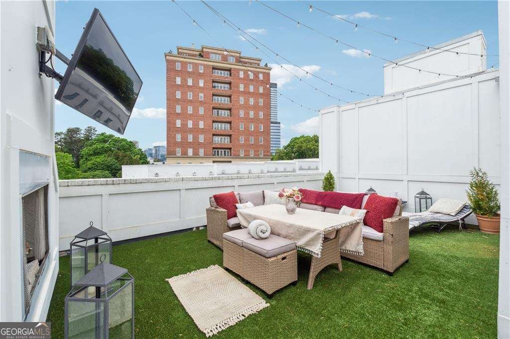 3667 Peachtree Road Atlanta - 2