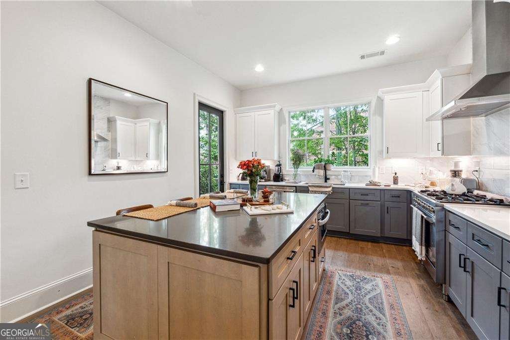 3667 Peachtree Road Atlanta - 23