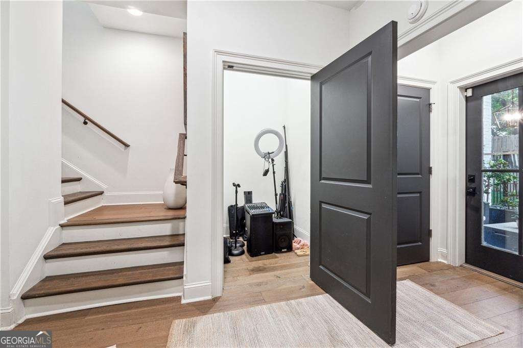 3667 Peachtree Road Atlanta - 33