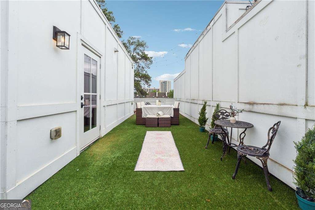 3667 Peachtree Road Atlanta - 36
