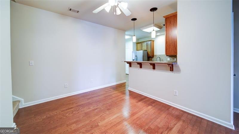 1126 LAKE POINT Way Suwanee - 12