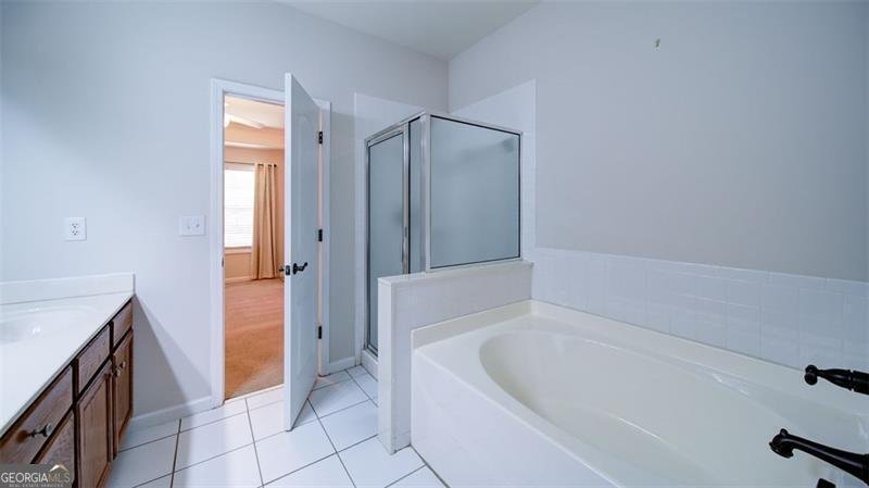 1126 LAKE POINT Way Suwanee - 17