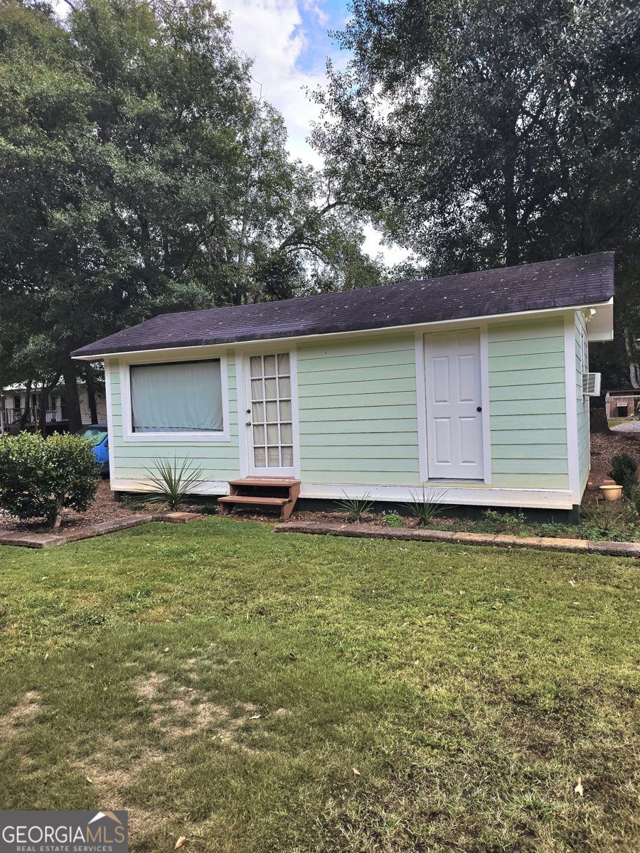 12927 Highway 142 Newborn - 1