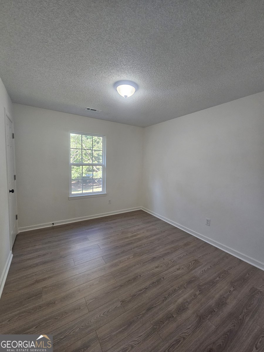 150 Park Timbers Drive Sharpsburg - 47