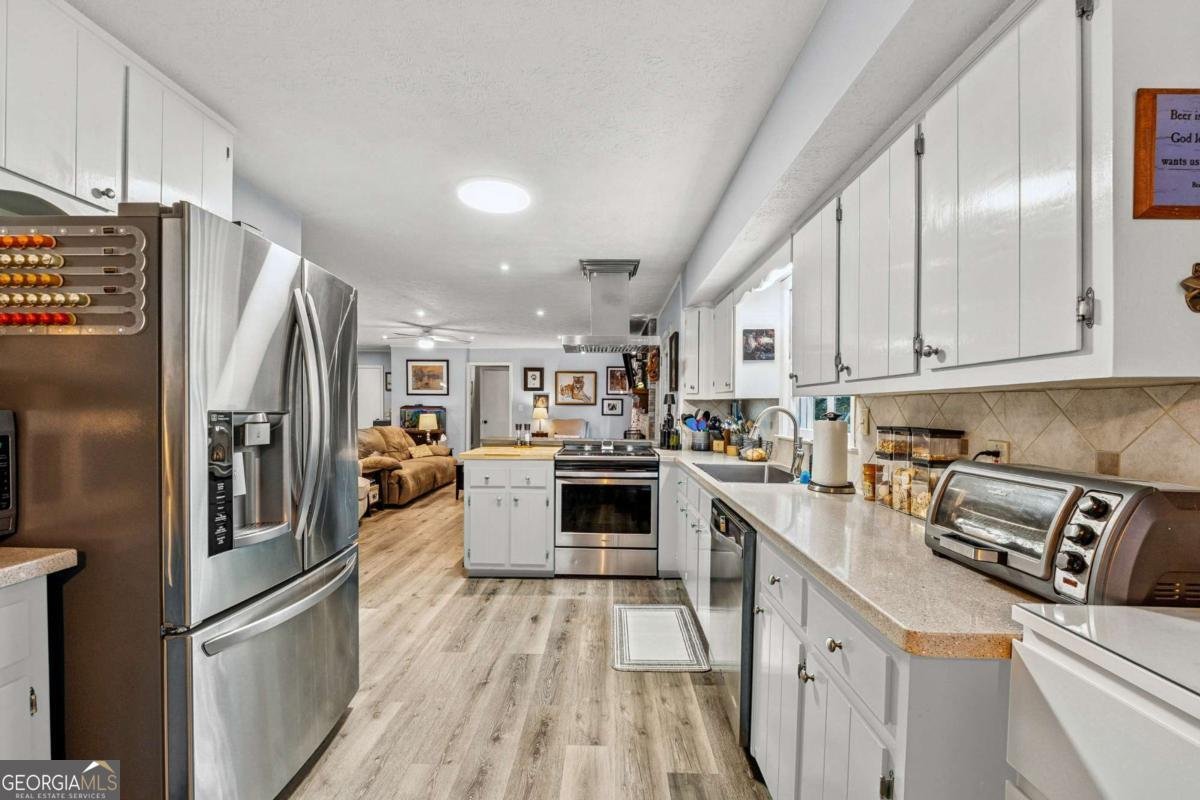 461 Little John Drive Lilburn - 13