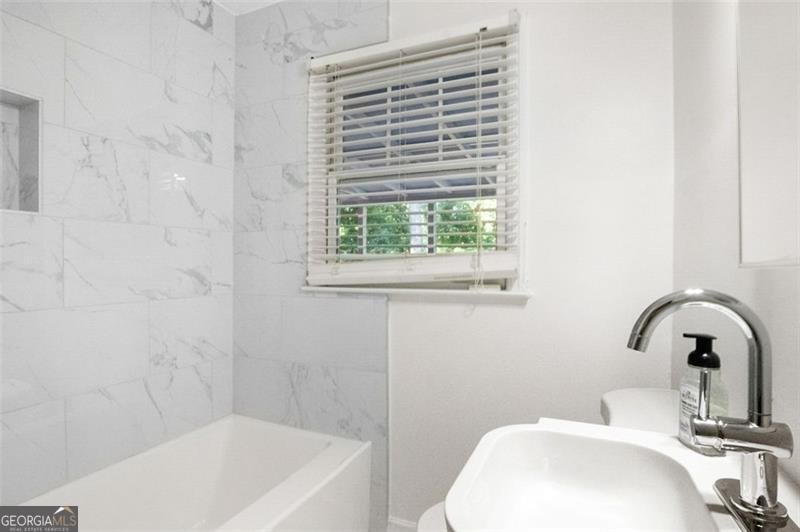 1660 BRISTOL Drive Atlanta - 15