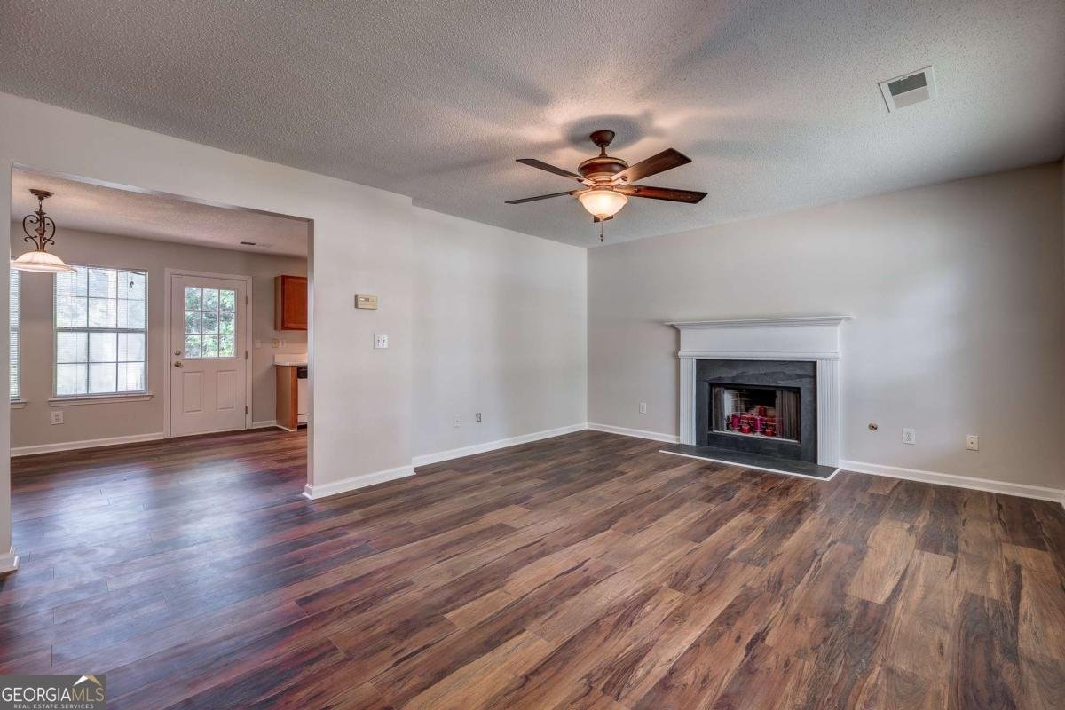 2118 Serenity Drive Acworth - 4