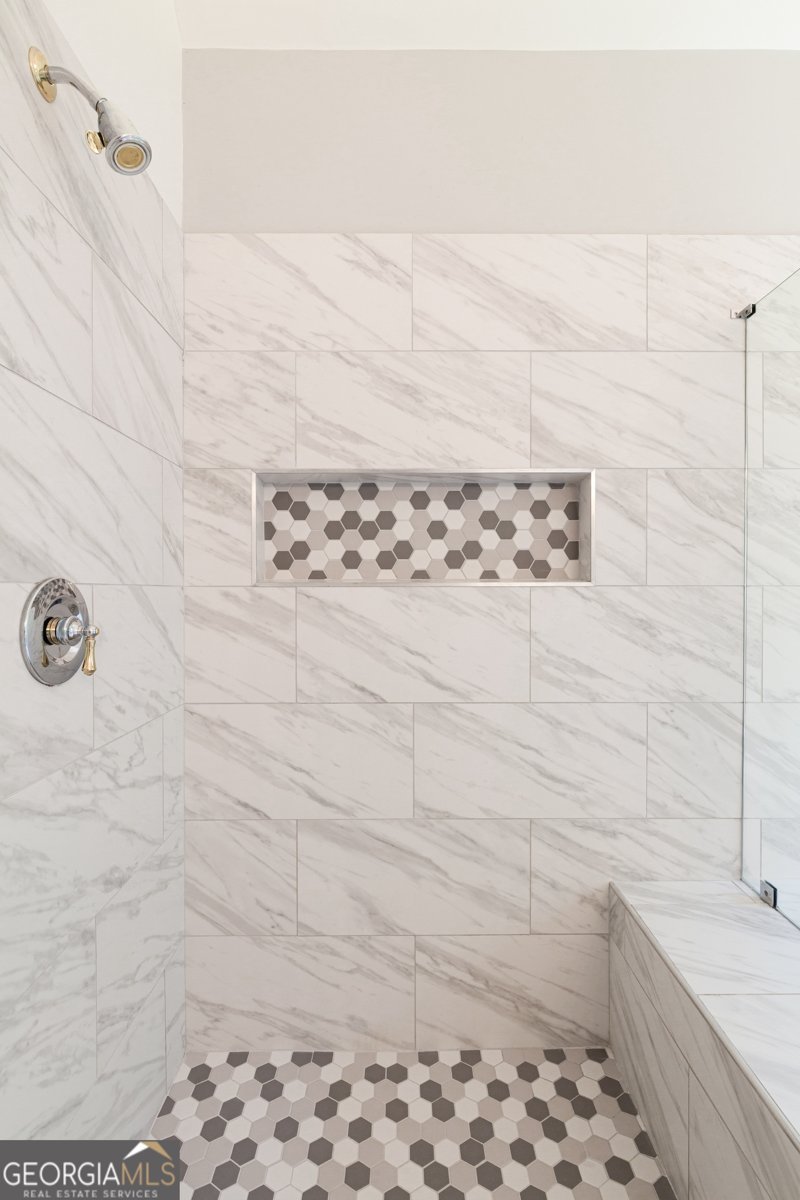 2415 Summit Oaks Court Lawrenceville - 33