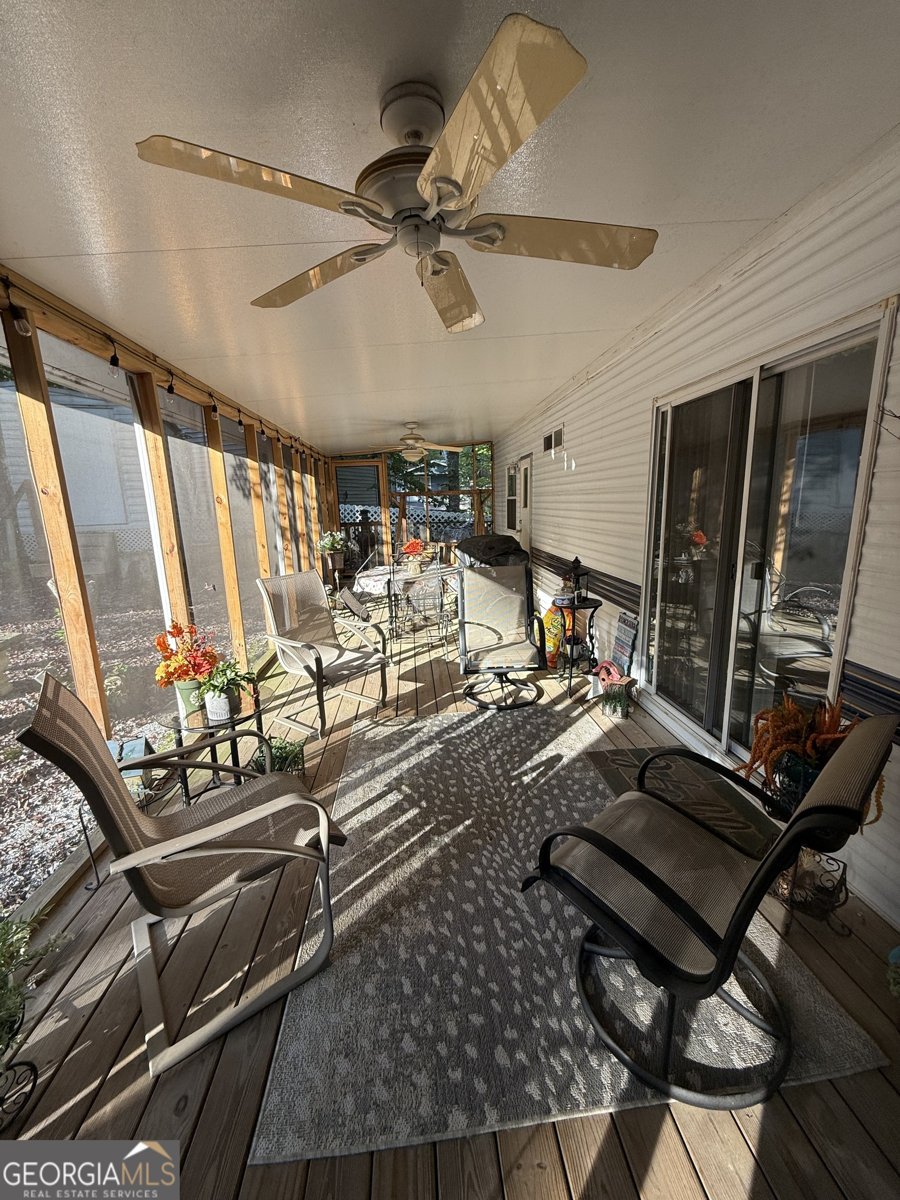 143 Cindy Parkway Cleveland - 10