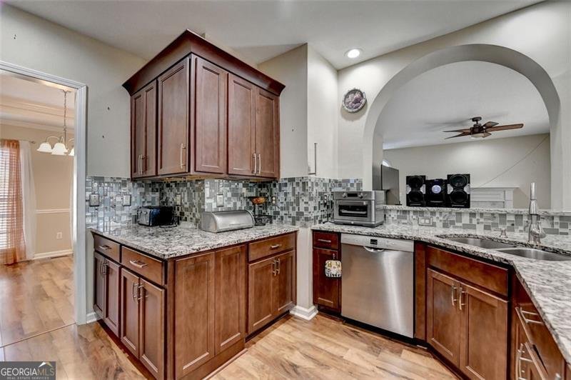 6769 Winterberry Ridge Drive Stone Mountain - 15
