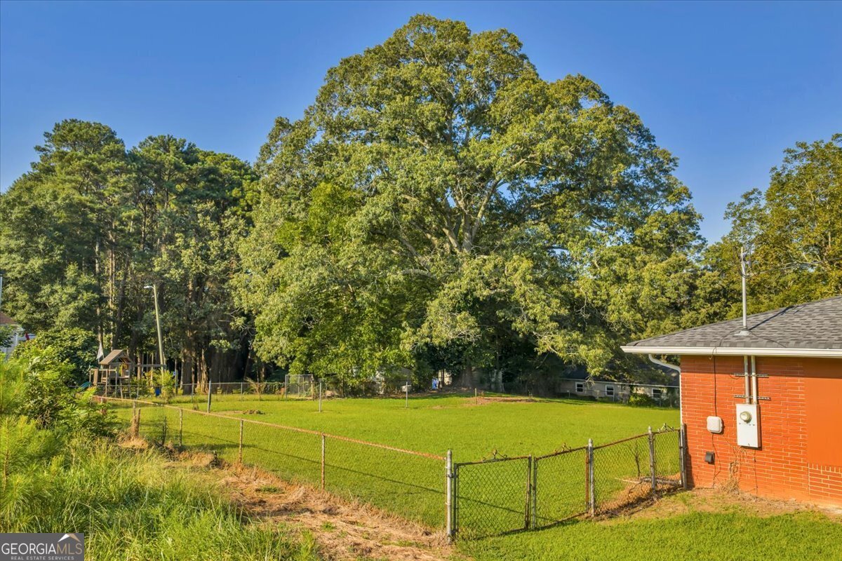 2649 Lake Harbin Road Morrow - 29