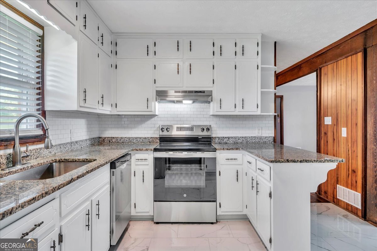 2649 Lake Harbin Road Morrow - 3