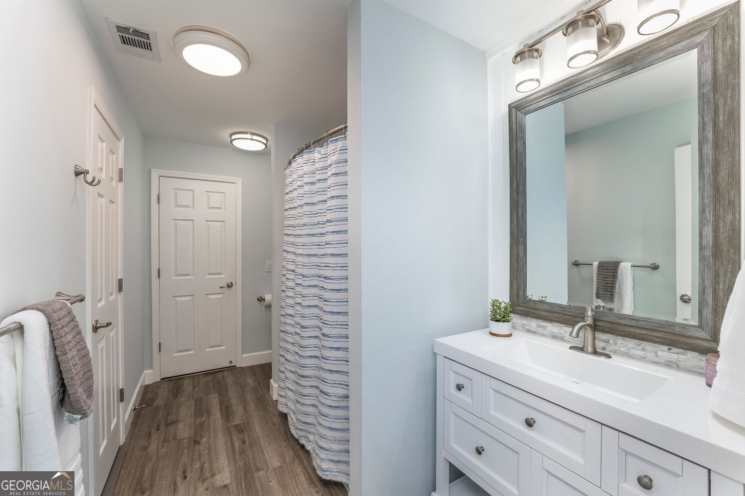 617 Ashwood Court Woodstock - 8