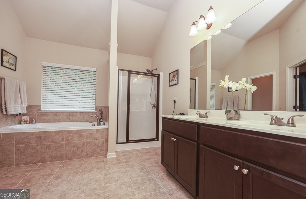 4367 KERSHAW Drive Snellville - 28