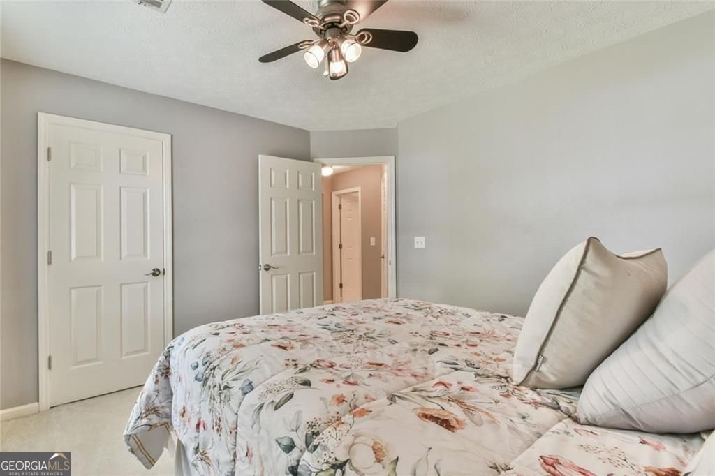 655 Ruxbury Court Suwanee - 27