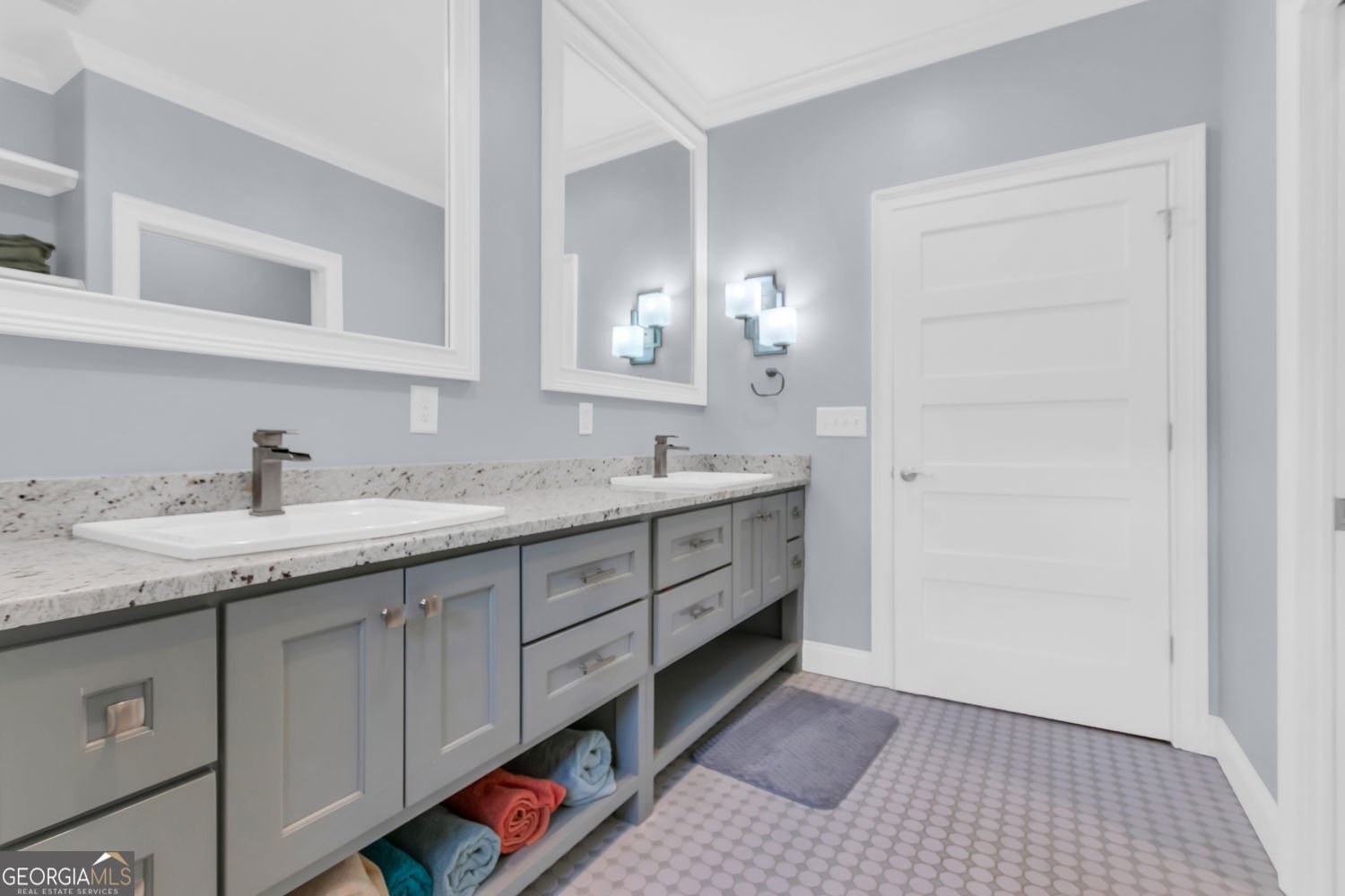 135 Village Drive Clarkesville - 30