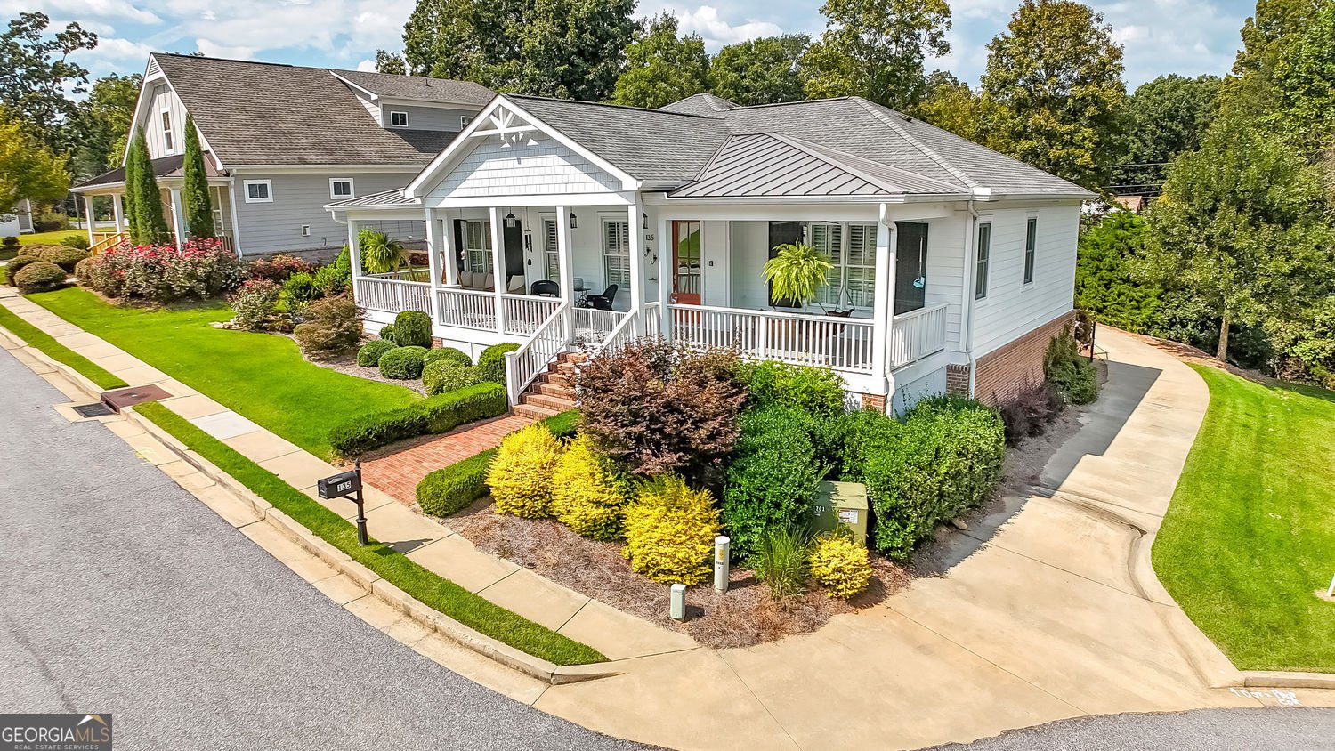 135 Village Drive Clarkesville - 8