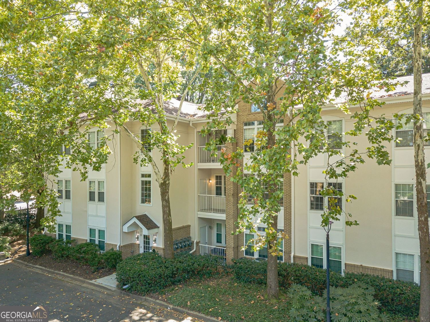 240 Renaissance Parkway Atlanta - 1