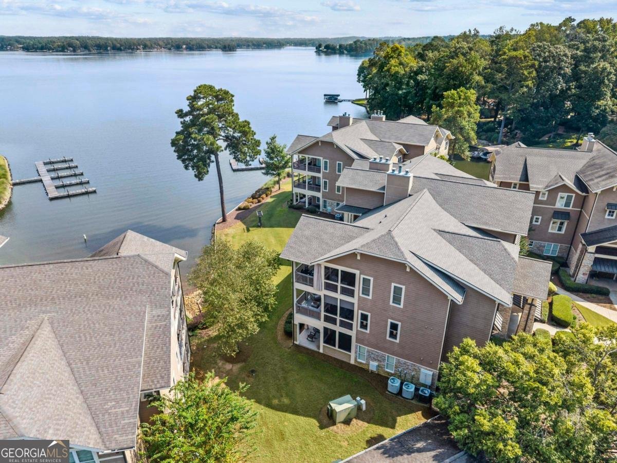 121 South Bay Road Eatonton - 55