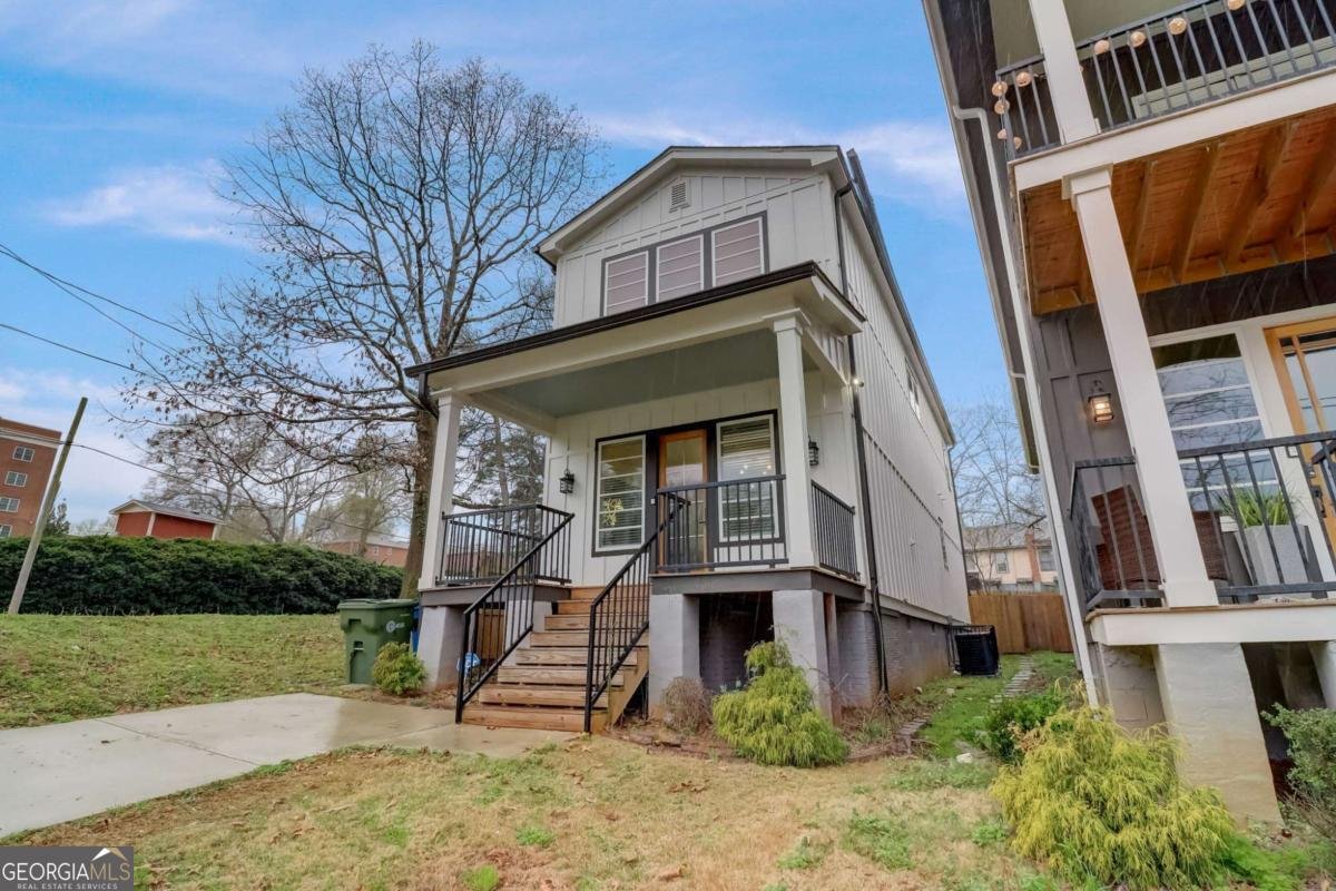 975 Welch Street Atlanta - 1