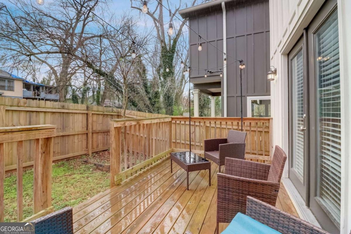 975 Welch Street Atlanta - 23