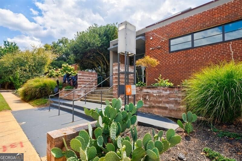 195 Arizona Avenue Atlanta - 55