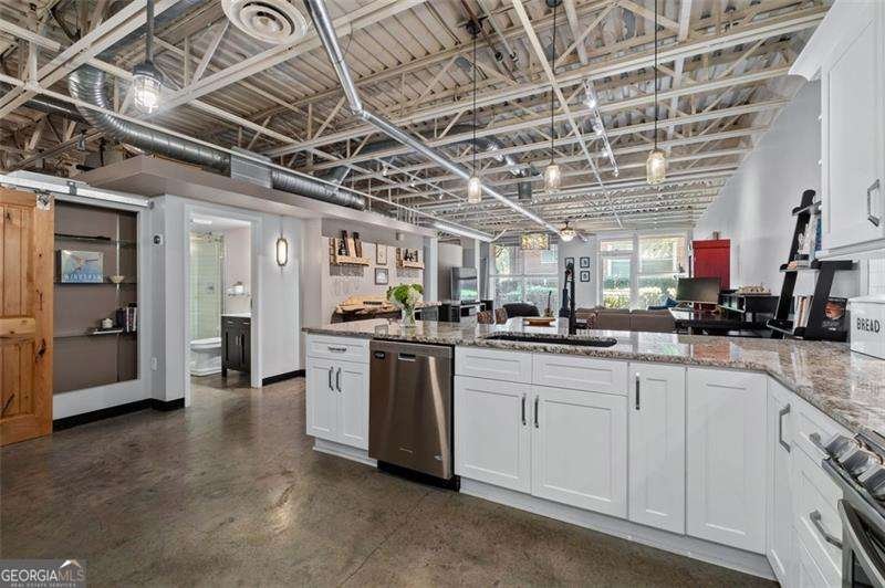 5200 Peachtree Road Atlanta - 8