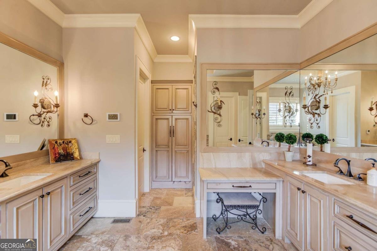 922 Little Darby Lane Suwanee - 35