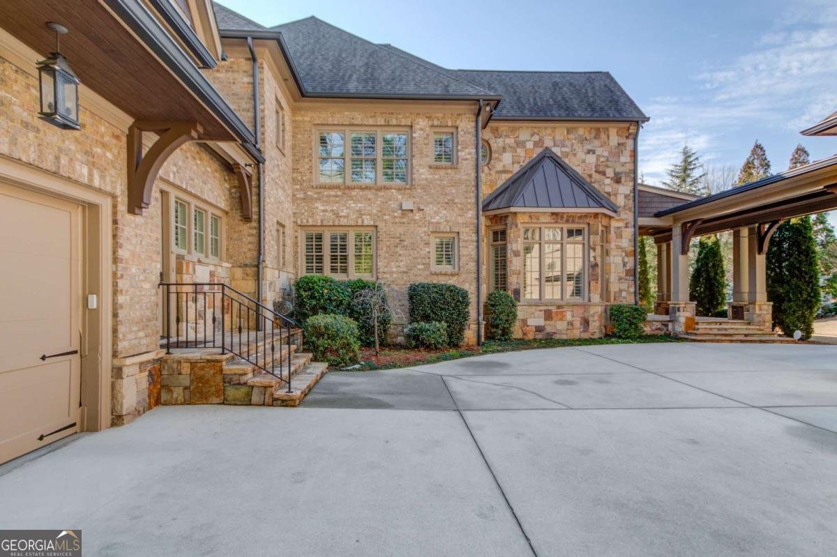 922 Little Darby Lane Suwanee - 4