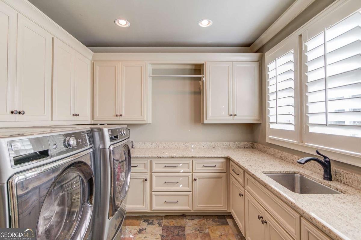 922 Little Darby Lane Suwanee - 60