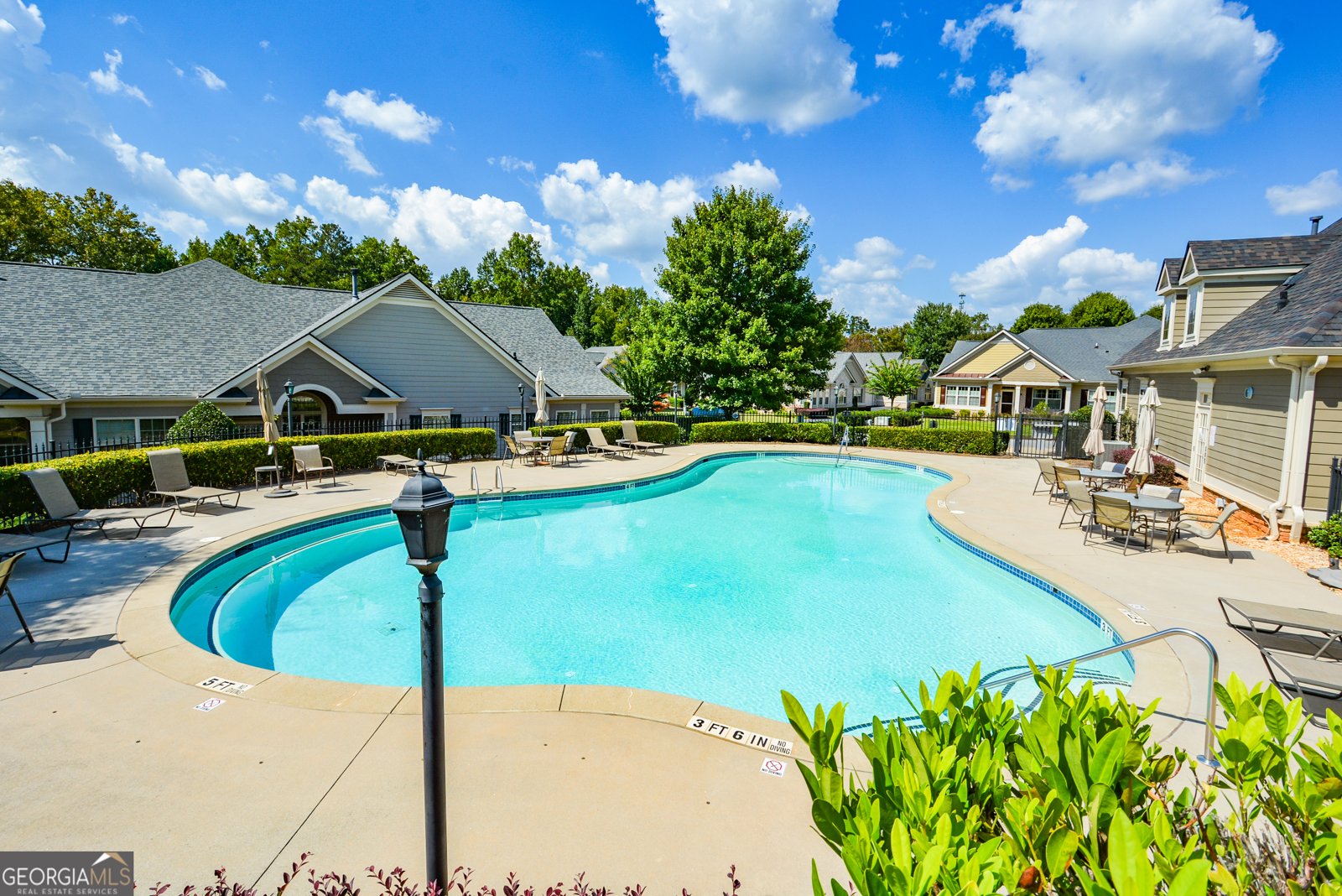 219 Orchards Circle Woodstock - 10