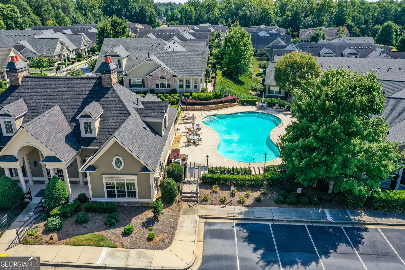219 Orchards Circle Woodstock - 23
