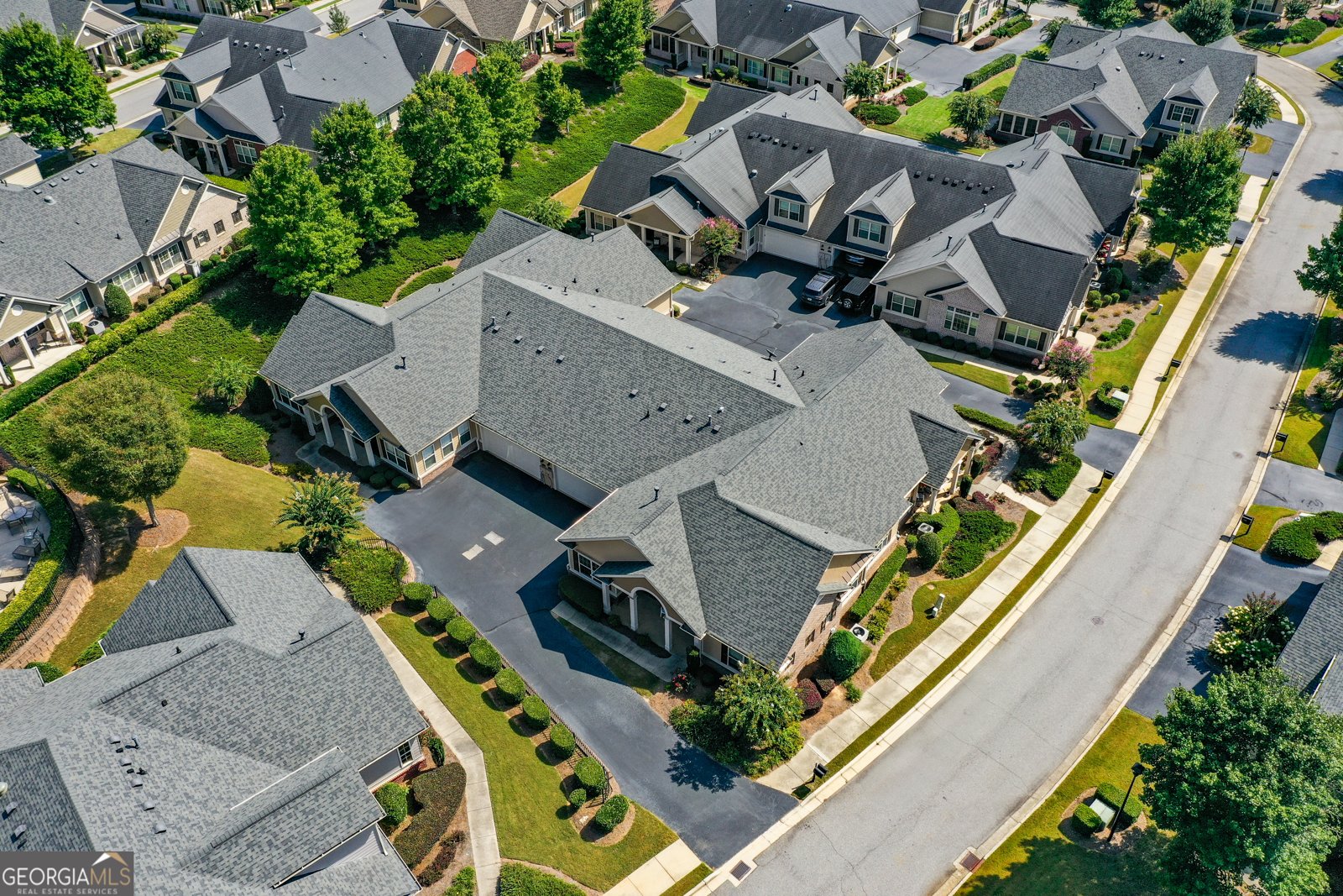 219 Orchards Circle Woodstock - 33