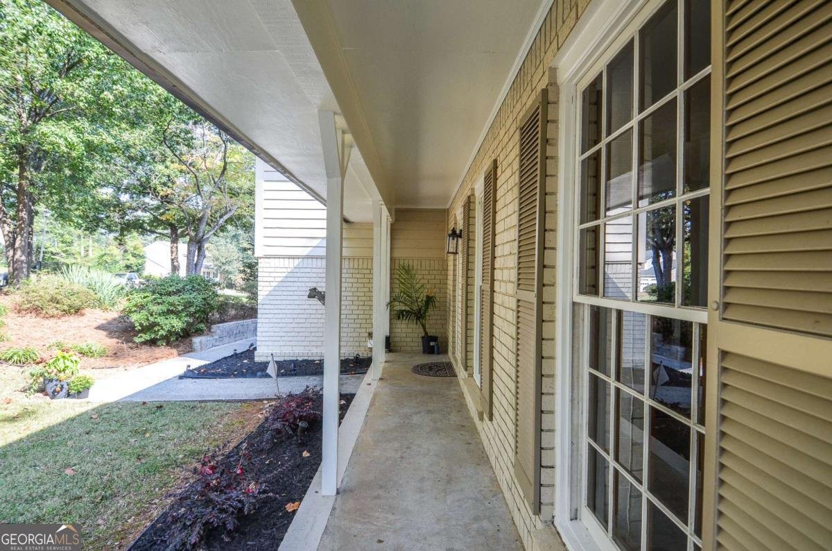 881 Huntington Way Lilburn - 2