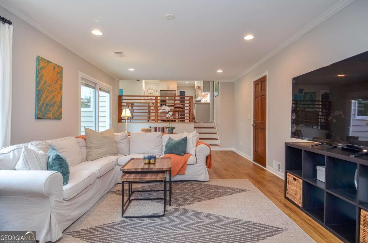 881 Huntington Way Lilburn - 23
