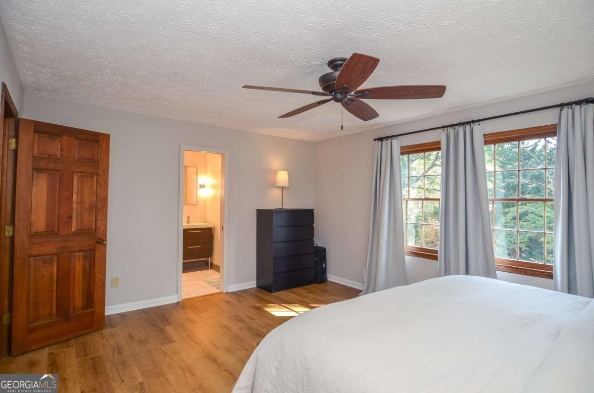881 Huntington Way Lilburn - 28