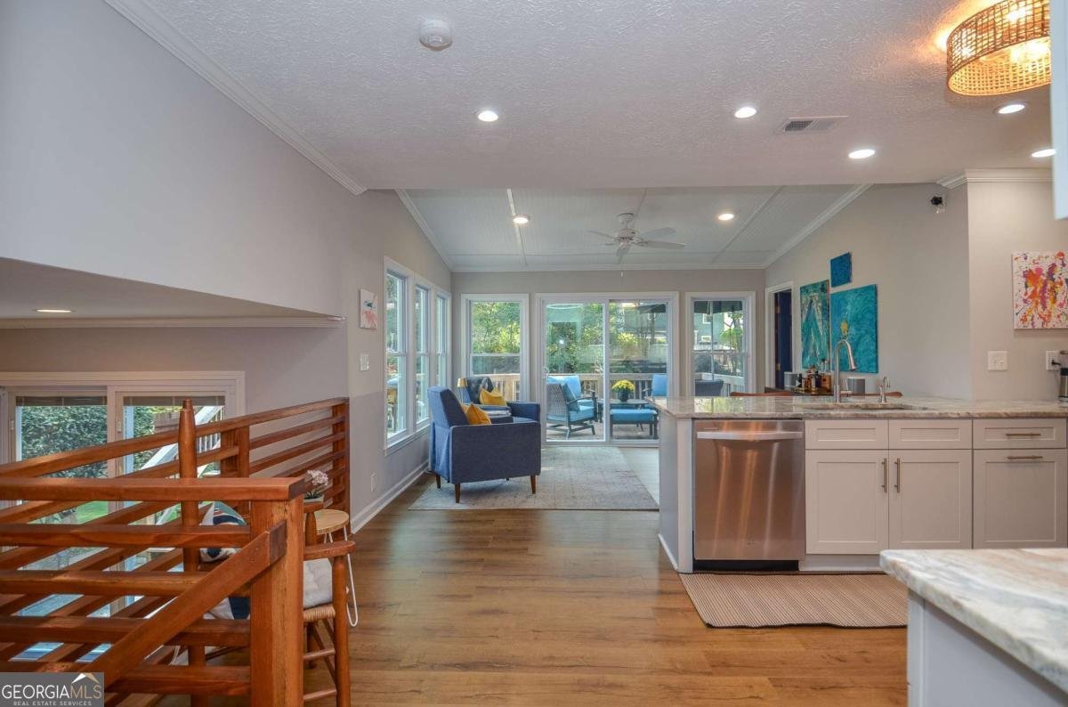 881 Huntington Way Lilburn - 8