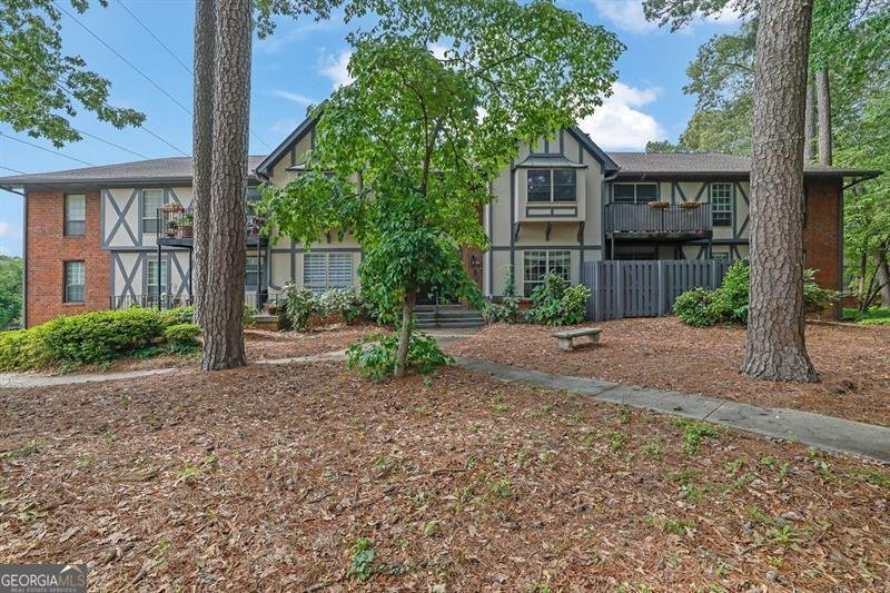 6851 Roswell Road Atlanta - 26