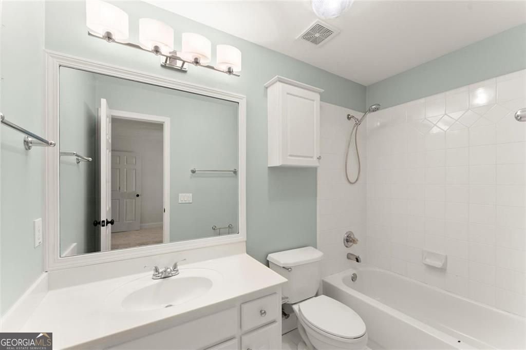 825 Highland Bend Cove Alpharetta - 36