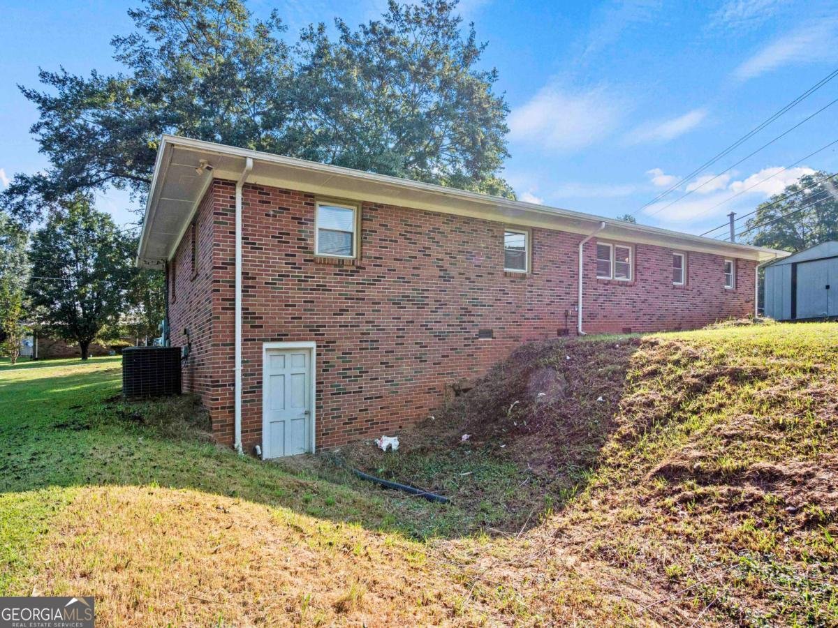 372 Hilltop Way Toccoa - 27