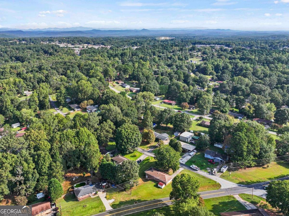 372 Hilltop Way Toccoa - 37