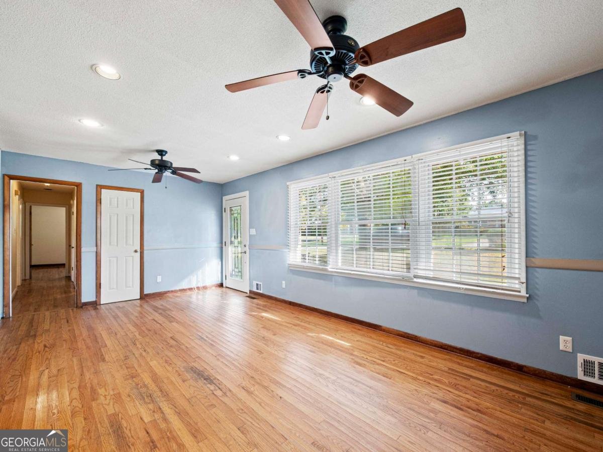 372 Hilltop Way Toccoa - 5